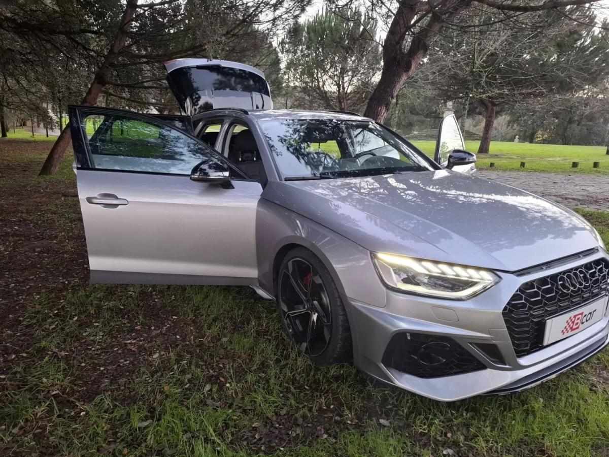 audi-a4-avant-2023-diesel-1968cc