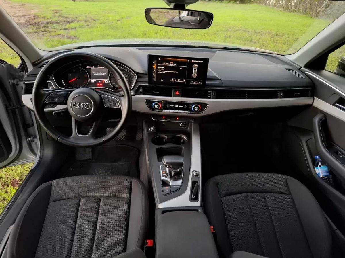 audi-a4-avant-2023-diesel-1968cc