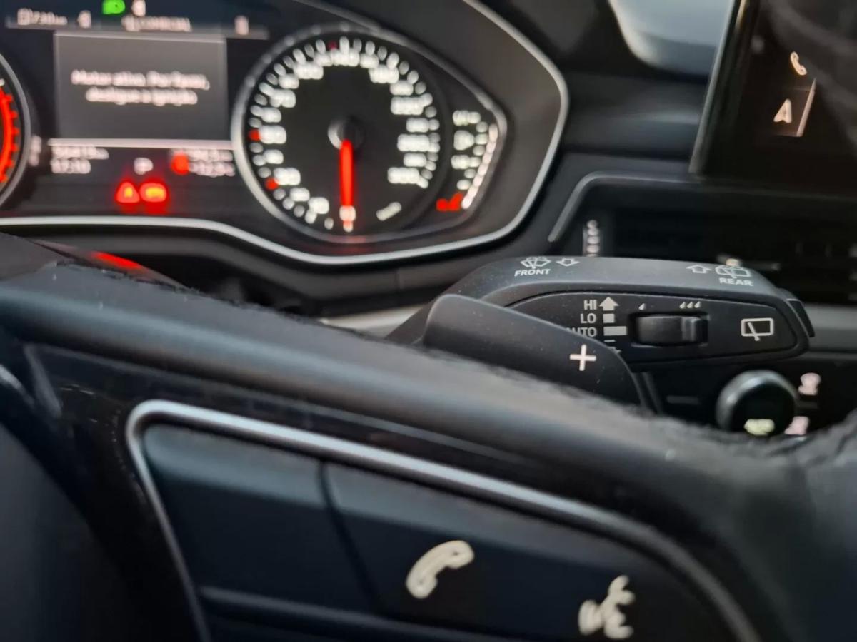 audi-a4-avant-2023-diesel-1968cc