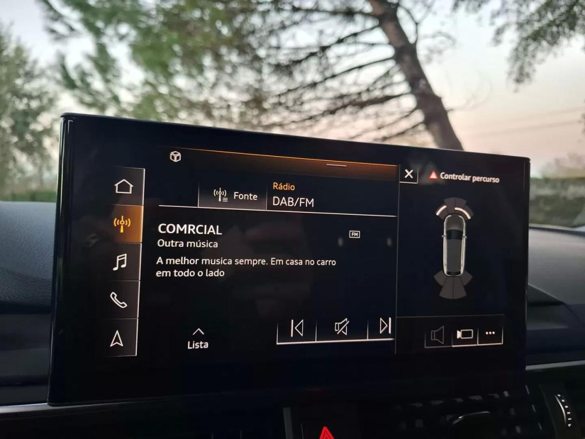 audi-a4-avant-2023-diesel-1968cc