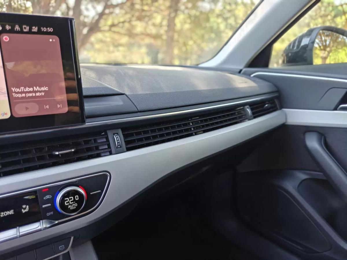 audi-a4-avant-2023-diesel-1968cc