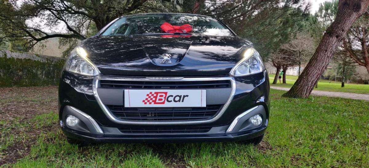 peugeot-208-2017-gasolina-1199cc