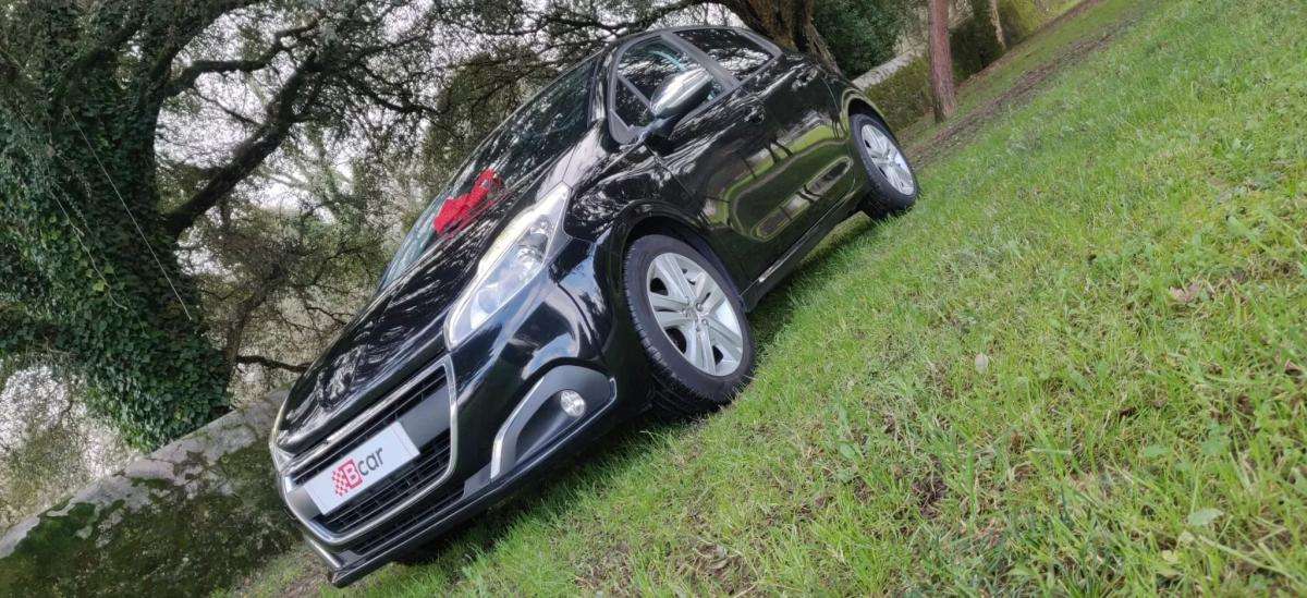 peugeot-208-2017-gasolina-1199cc
