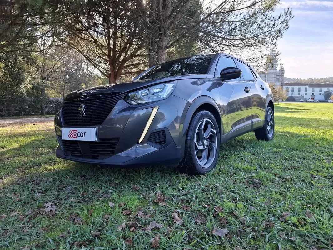 peugeot-2008-2023-gasolina-1199cc