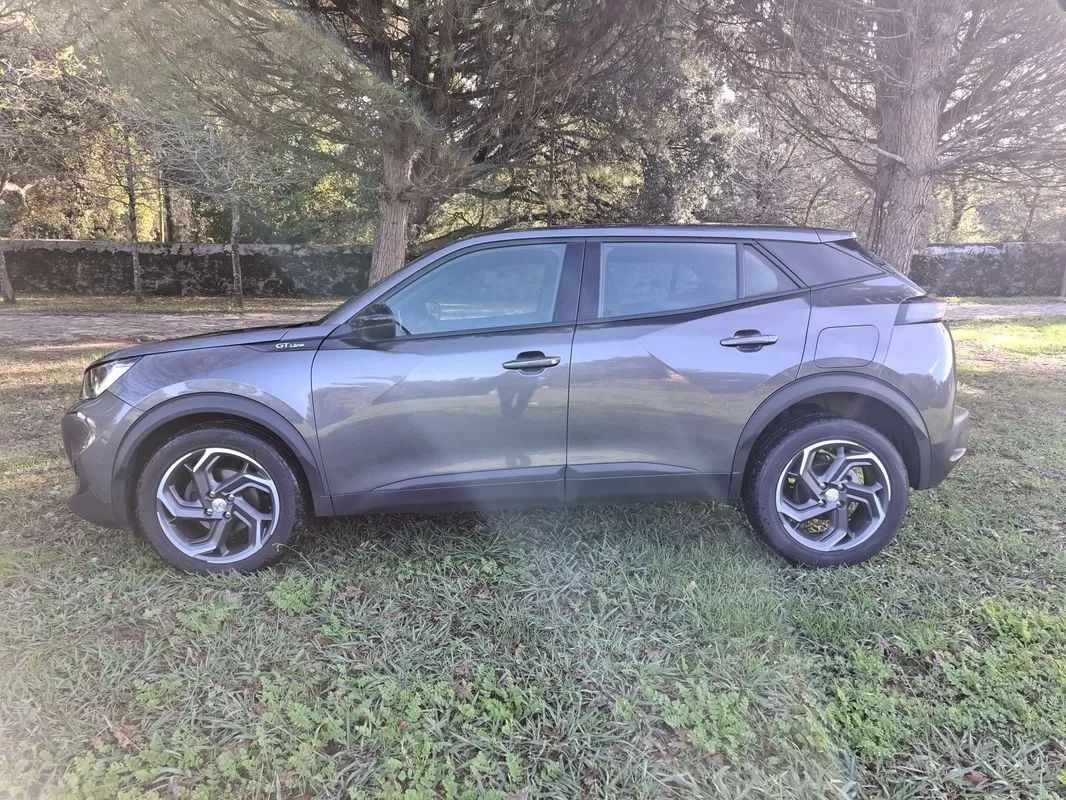 peugeot-2008-2023-gasolina-1199cc