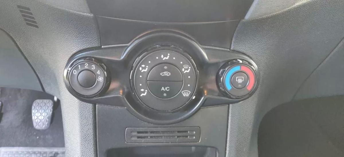 ford-fiesta-2010-diesel-1400cc