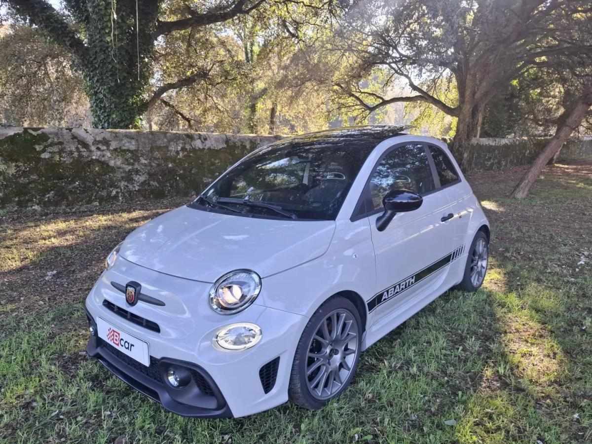abarth-695-2023-gasolina-1368cc
