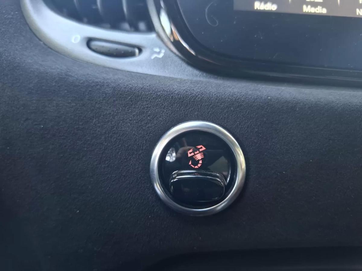 abarth-695-2023-gasolina-1368cc