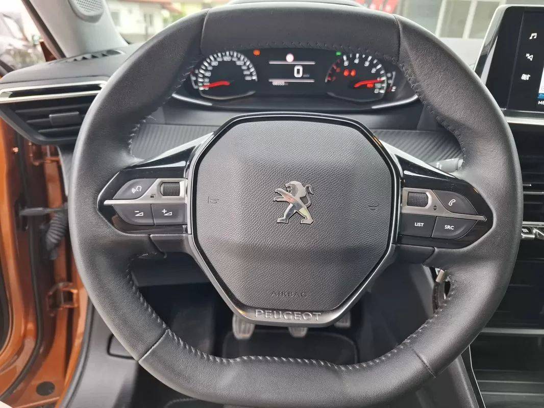 peugeot-2008-2021-gasolina-1199cc
