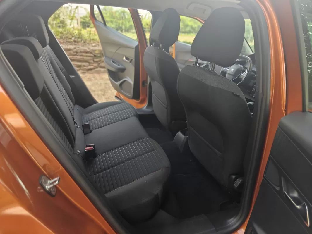 peugeot-2008-2021-gasolina-1199cc