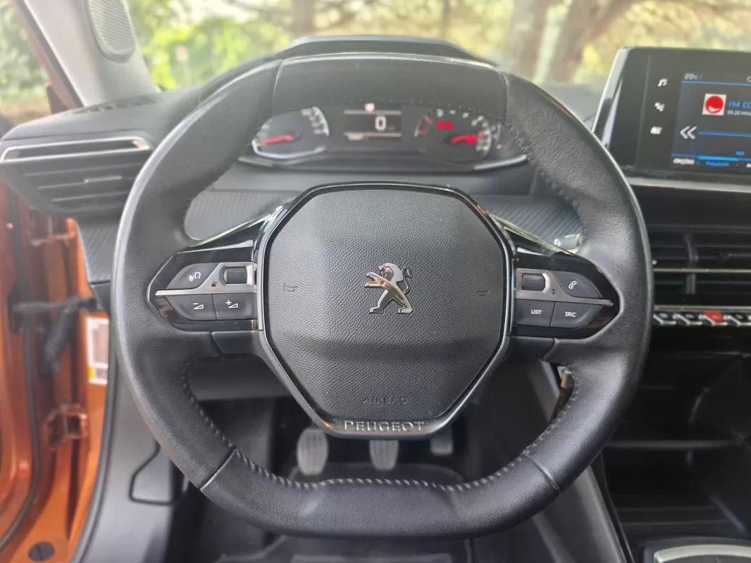 peugeot-2008-2021-gasolina-1199cc