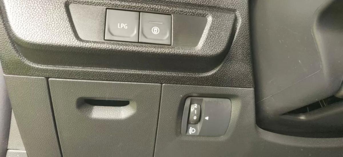 dacia-sandero-2025-gpl-999cc
