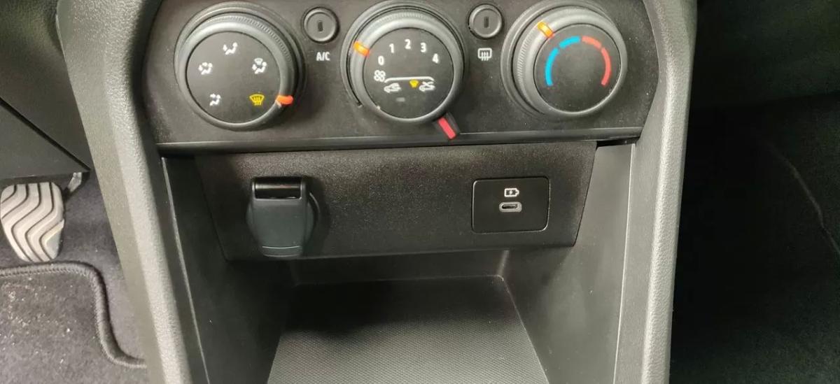 dacia-sandero-2025-gpl-999cc