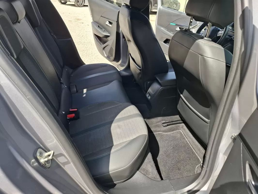 peugeot-e-208-2021-eletrico-0cc