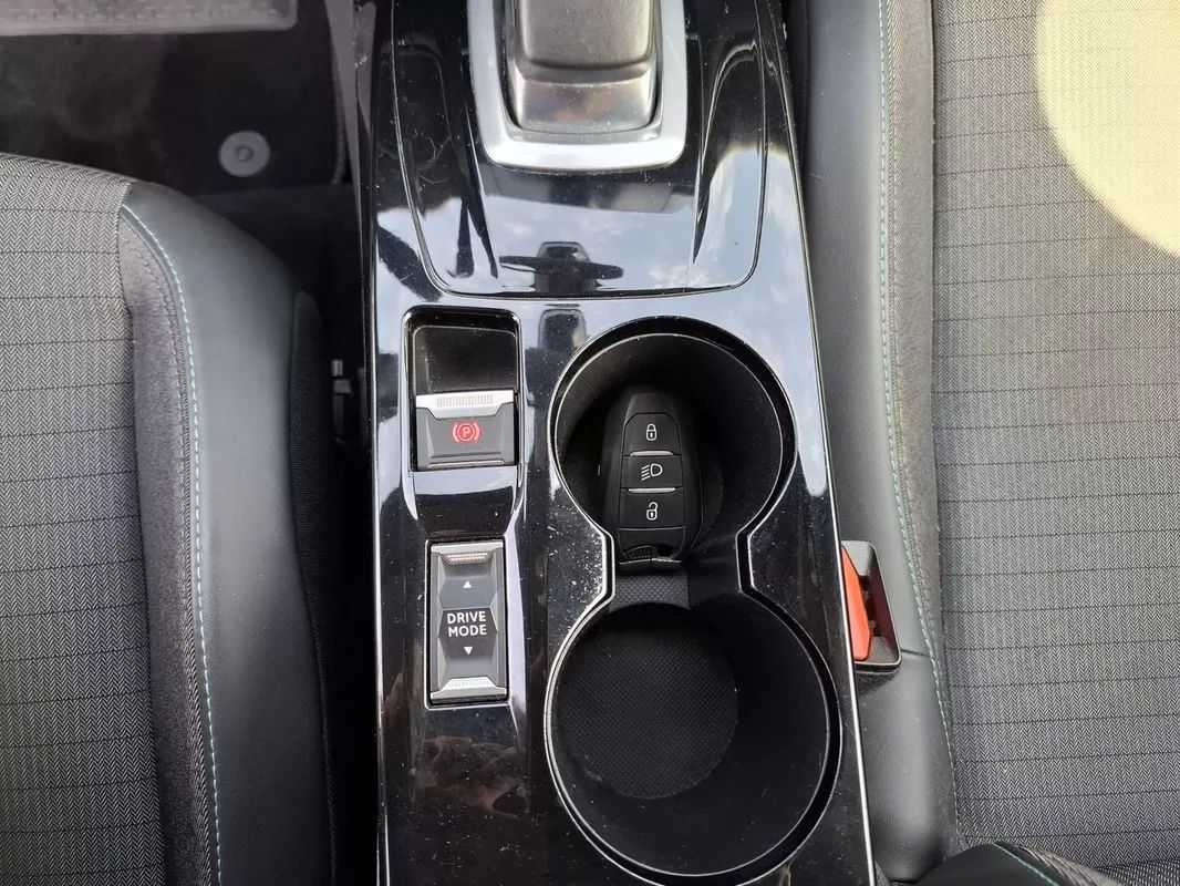 peugeot-e-208-2021-eletrico-0cc
