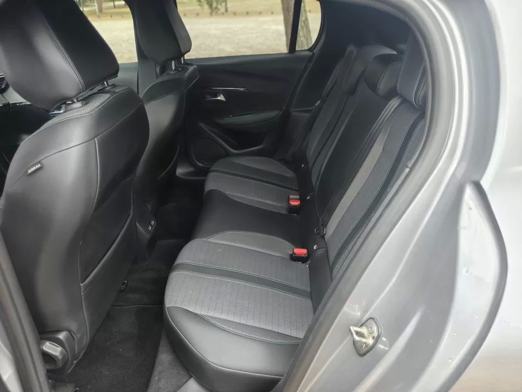 peugeot-e-208-2021-eletrico-0cc