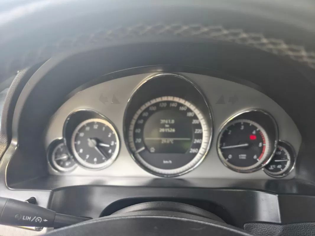 mercedes-benz-classe-e-2010-diesel-2143cc