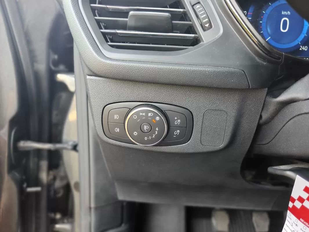 ford-focus-2023-gasolina-998cc