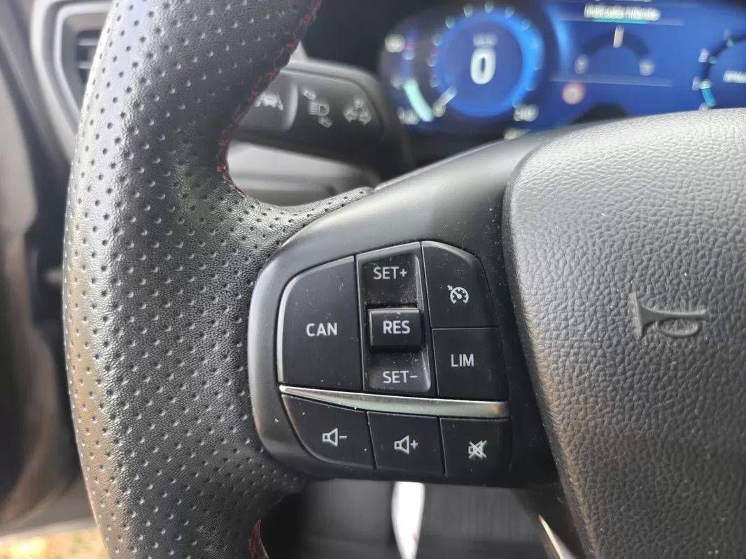 ford-focus-2023-gasolina-998cc