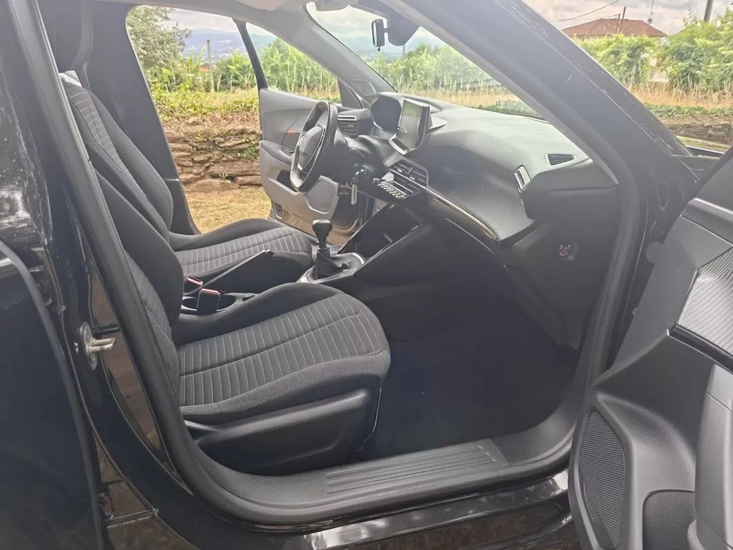 peugeot-2008-2020-gasolina-1199cc