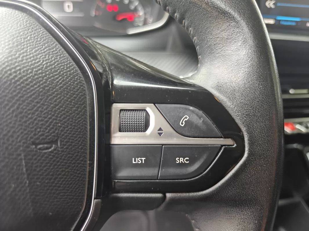 peugeot-2008-2020-gasolina-1199cc