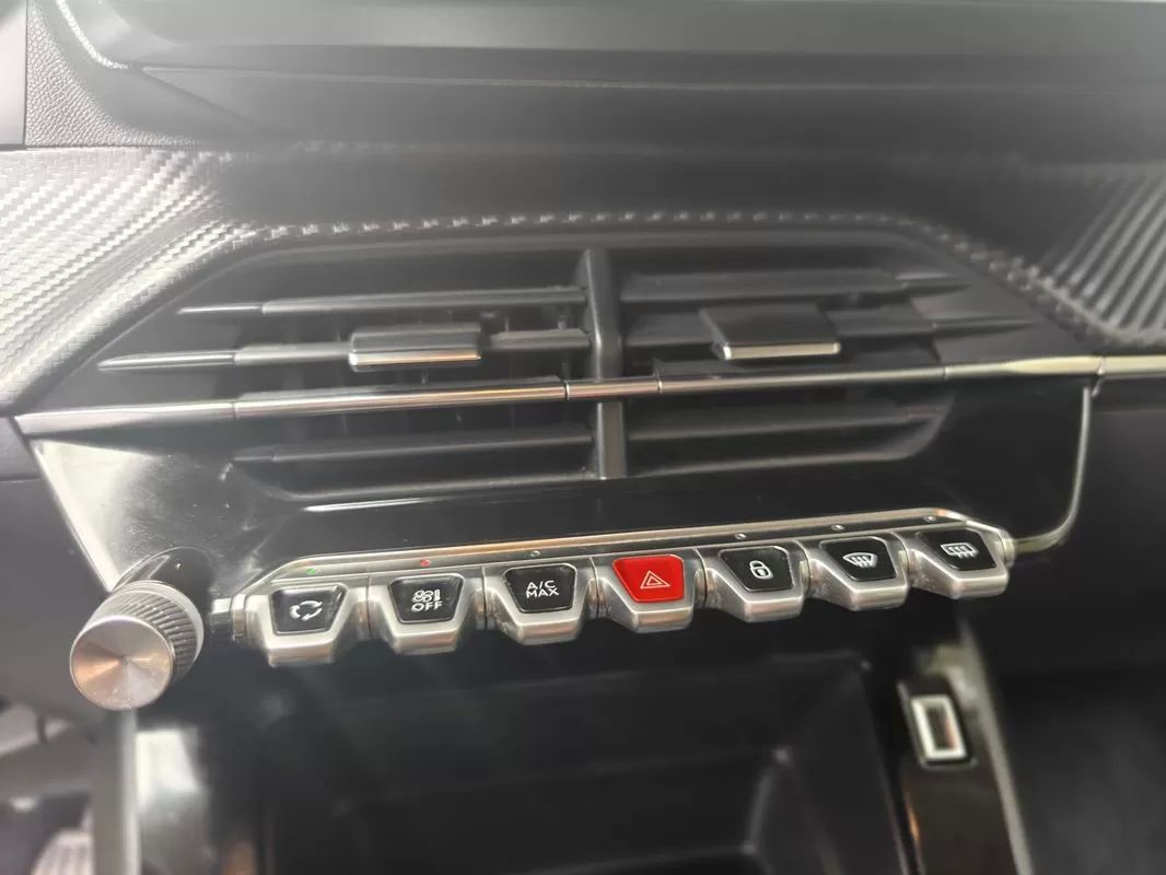 peugeot-2008-2020-gasolina-1199cc