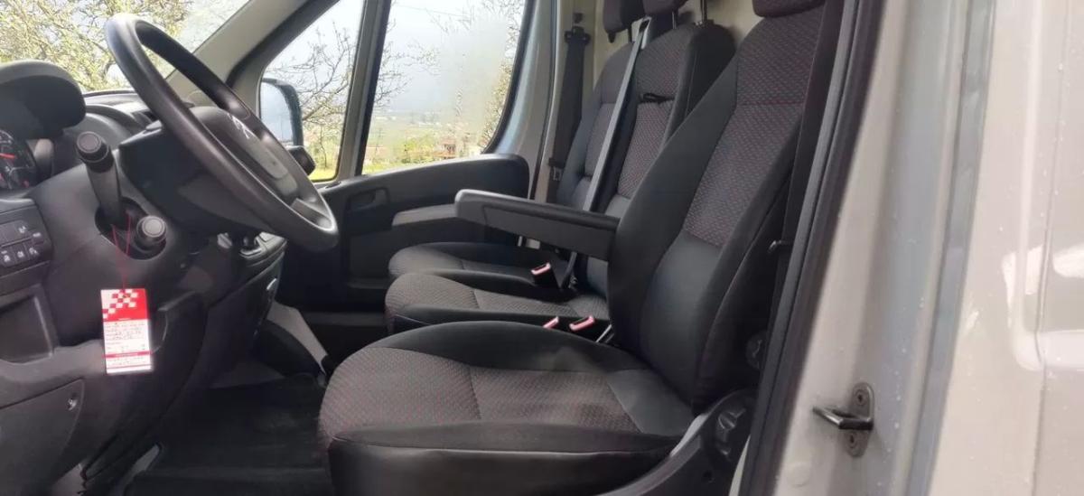 citroen-jumper-2022-diesel-2200cc