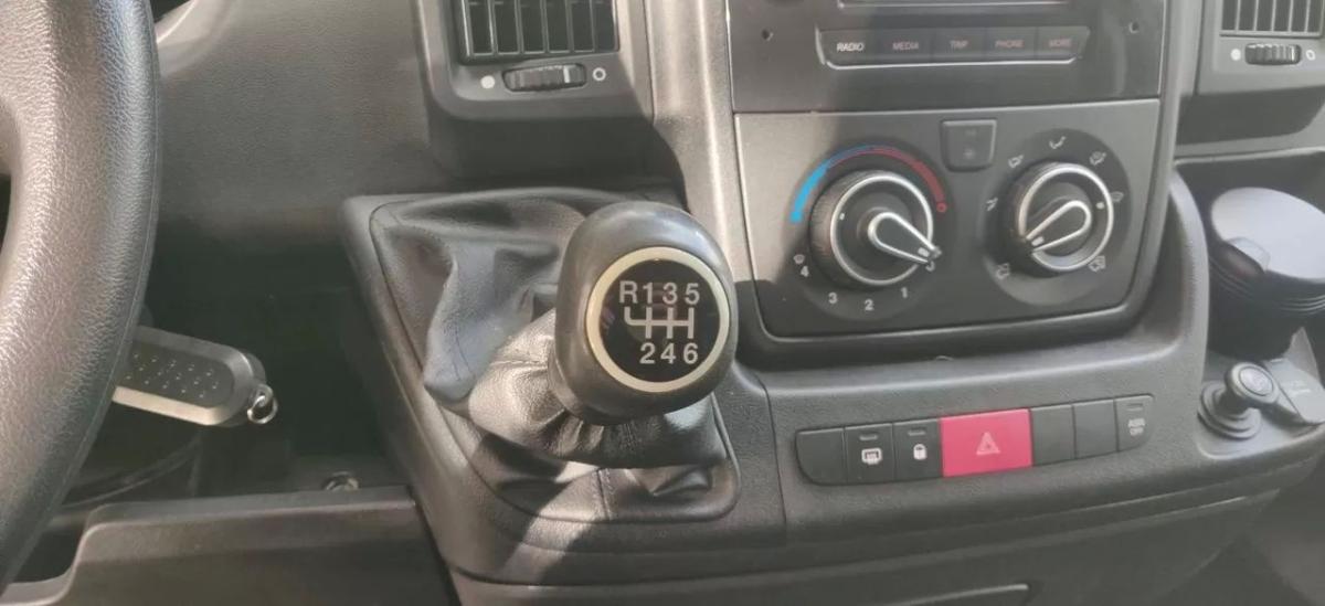citroen-jumper-2022-diesel-2200cc