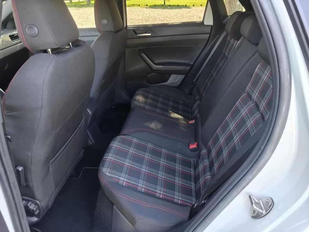 volkswagen-polo-2018-gasolina-1984cc