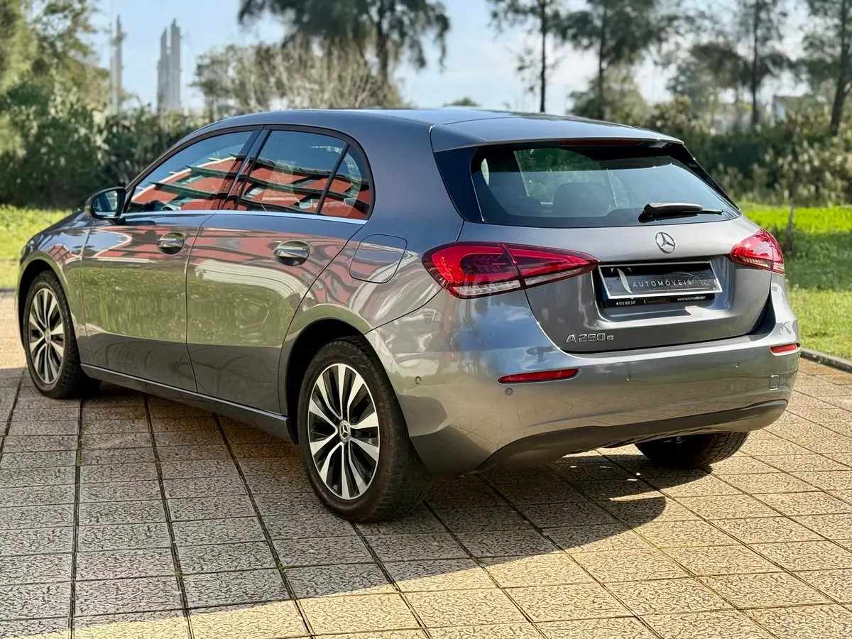 mercedes-benz-classe-a-2020-hibrido-a-gasolina-1332cc