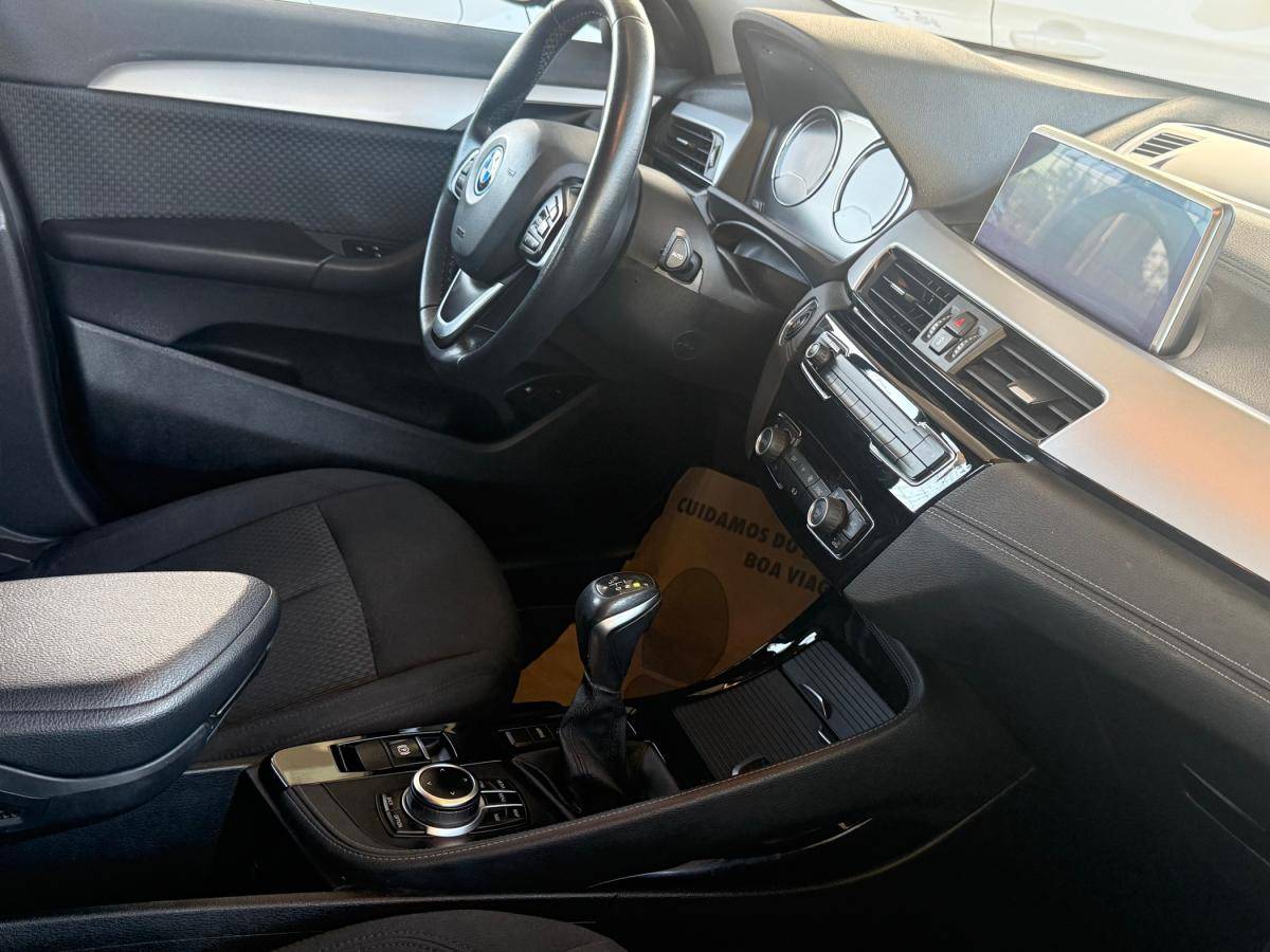 bmw-x2-2022-hibrido-a-gasolina-1499cc