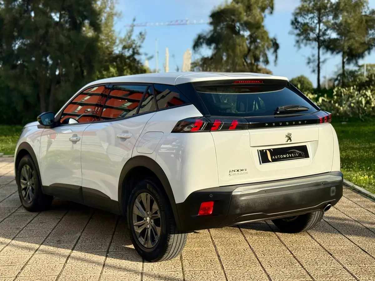 peugeot-2008-2022-diesel-1499cc