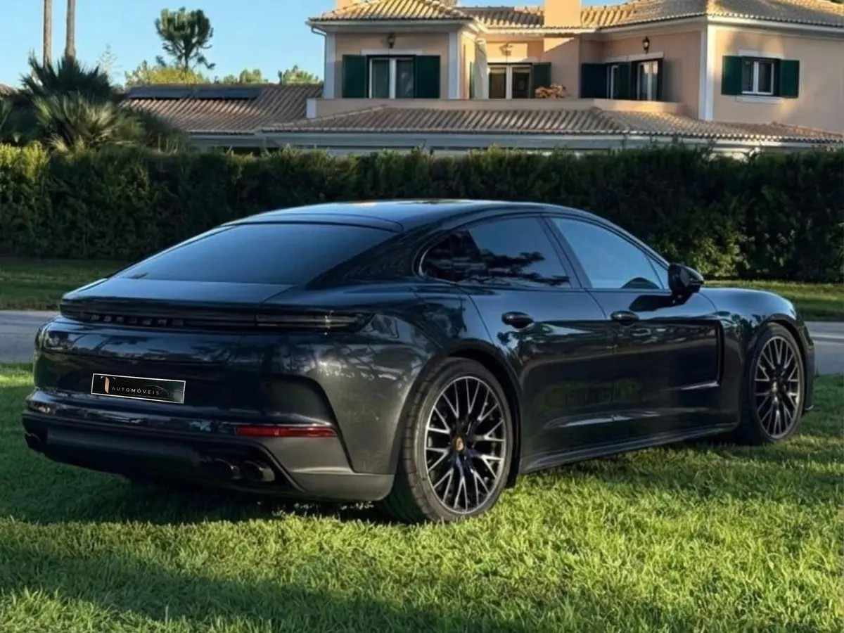 porsche-panamera-2025-hibrido-a-gasolina-2894cc