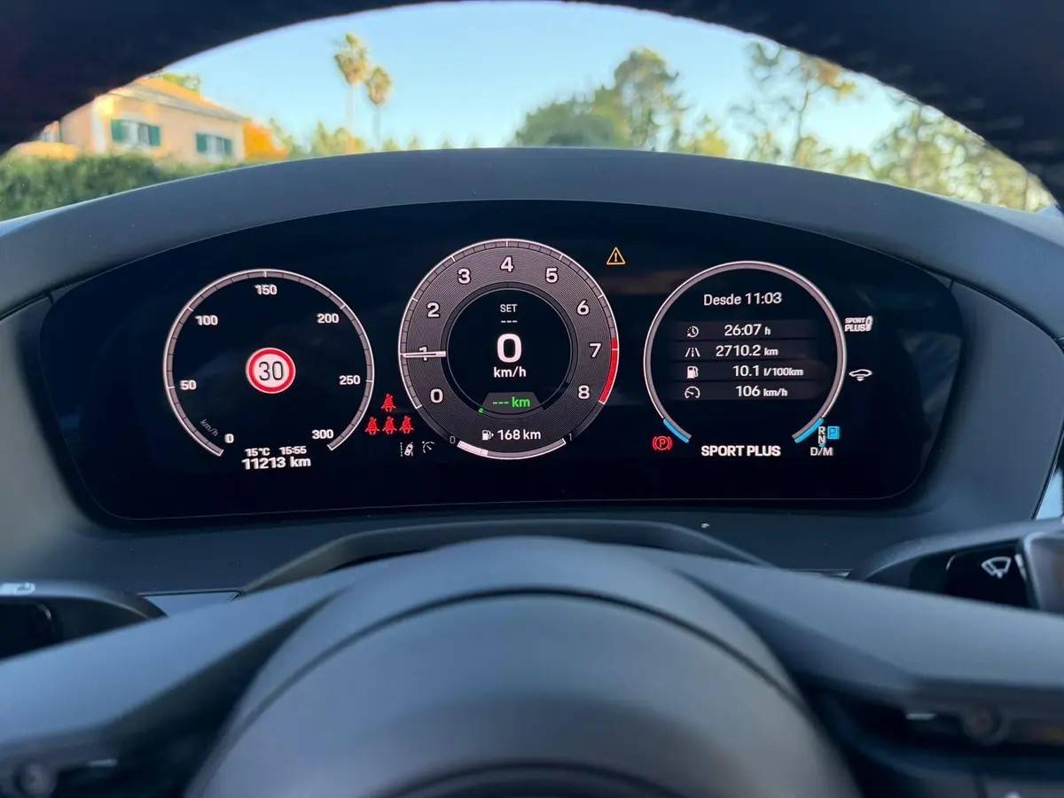 porsche-panamera-2025-hibrido-a-gasolina-2894cc
