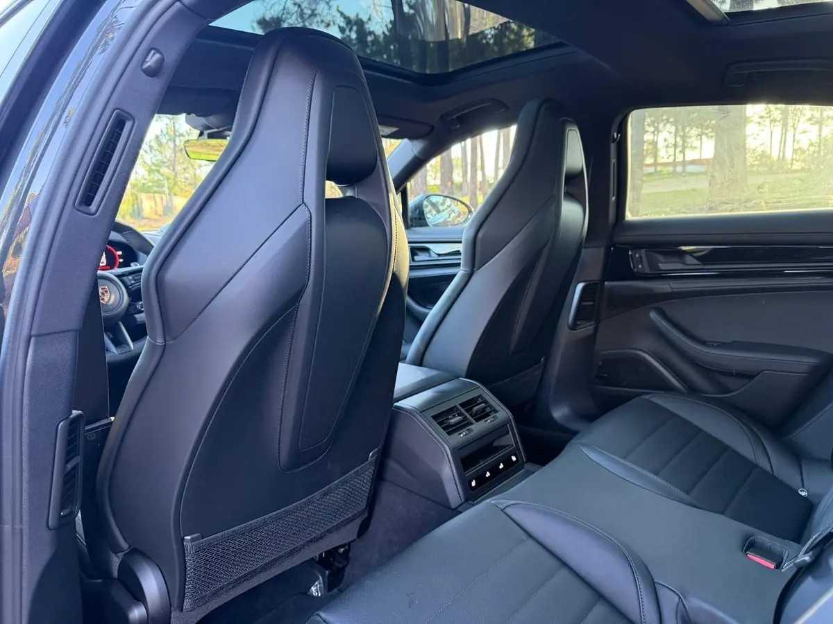 porsche-panamera-2025-hibrido-a-gasolina-2894cc