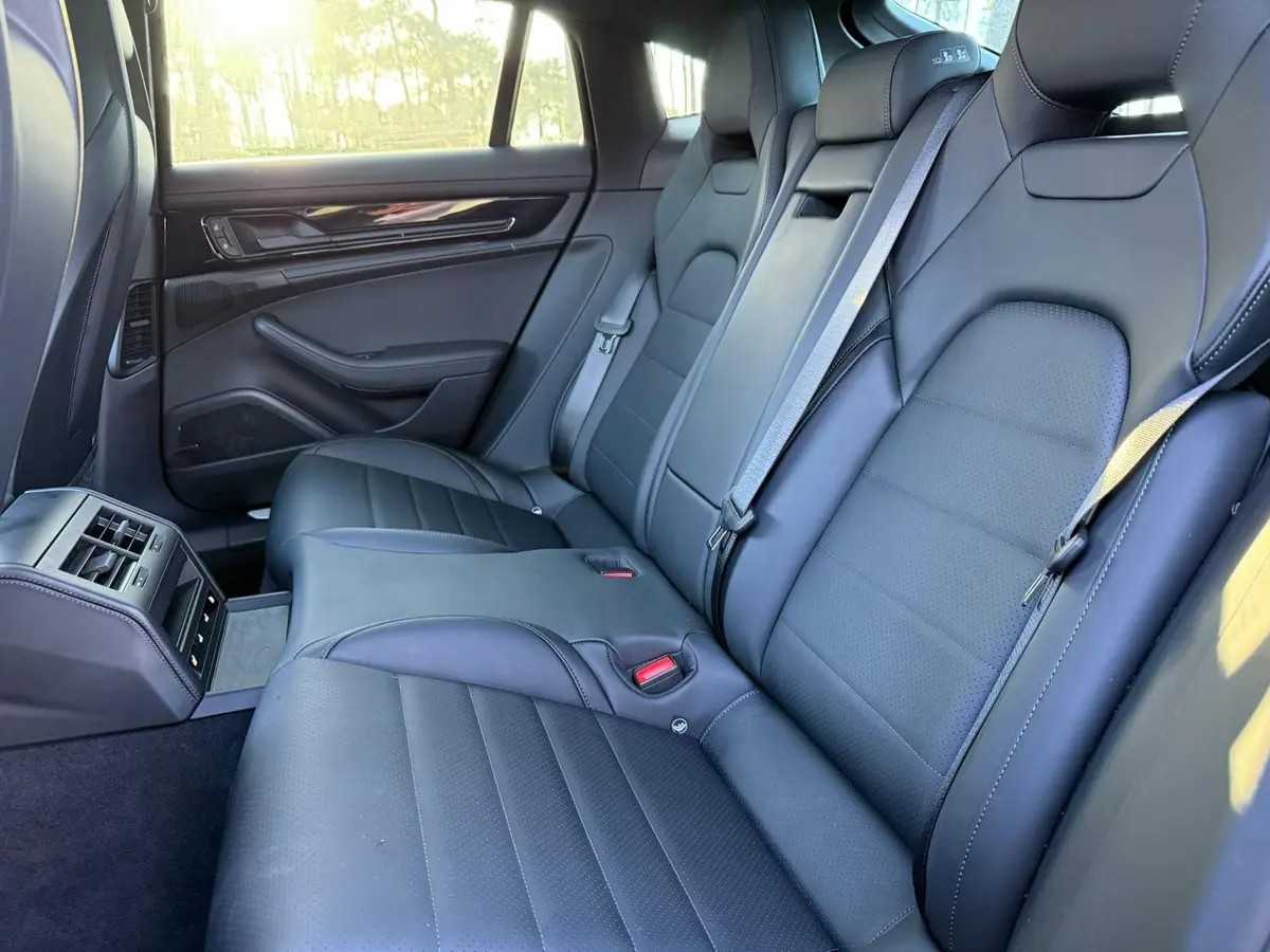 porsche-panamera-2025-hibrido-a-gasolina-2894cc