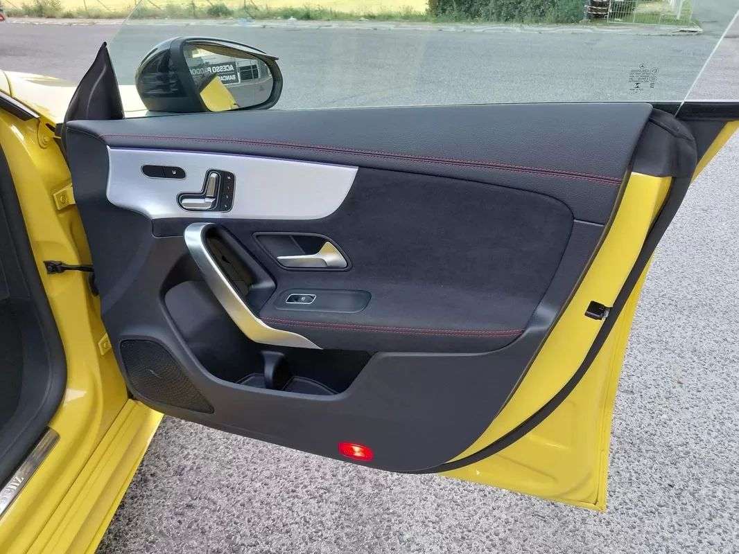 mercedes-benz-cla-2023-diesel-2143cc