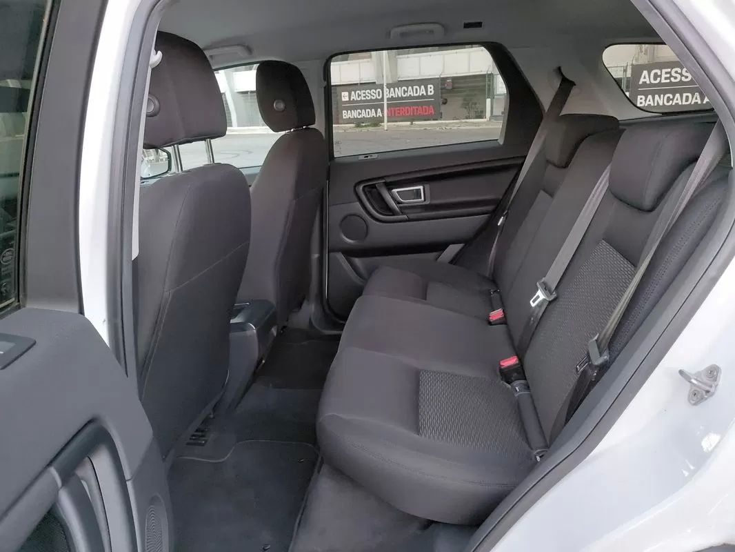 land-rover-discovery-sport-2017-diesel-1999cc