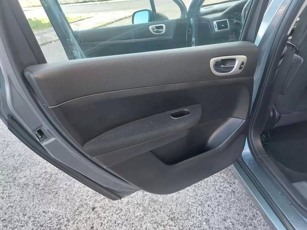peugeot-307-sw-2005-diesel-1560cc