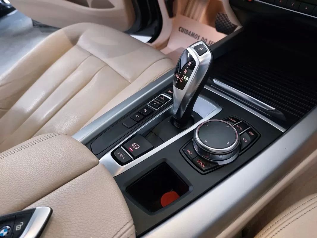 bmw-x5-2019-diesel-1995cc