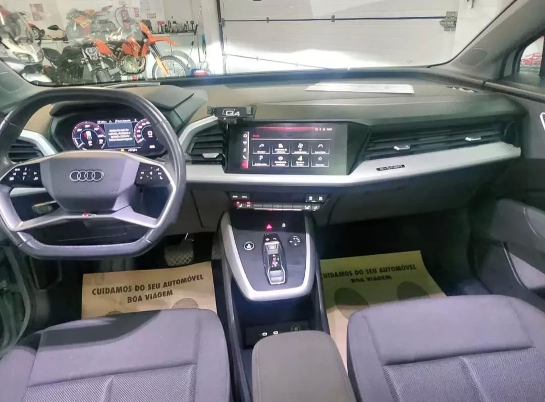 audi-q4-e-tron-2021-eletrico-200cc