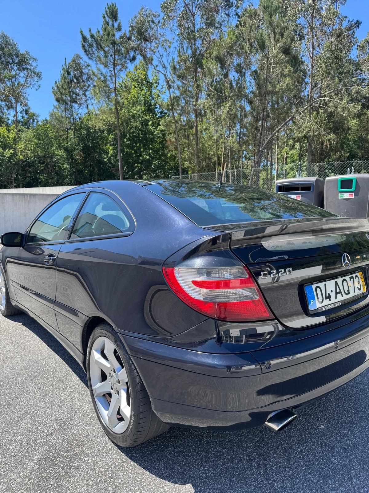 mercedes-benz-classe-c-c-220-cdi-2005-diesel-2148cc