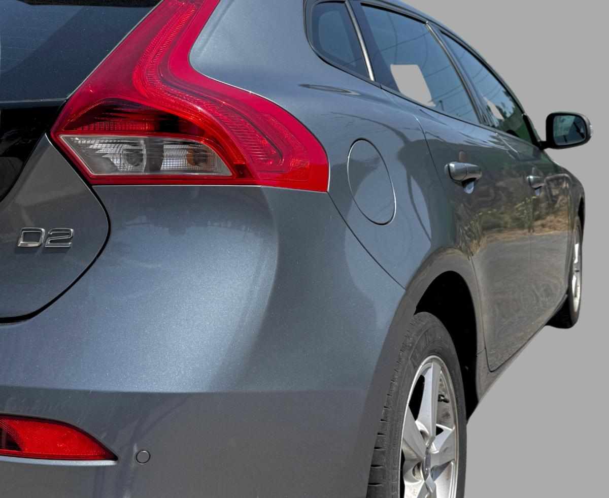 volvo-v40-1-6-d2-2014-diesel-1560cc