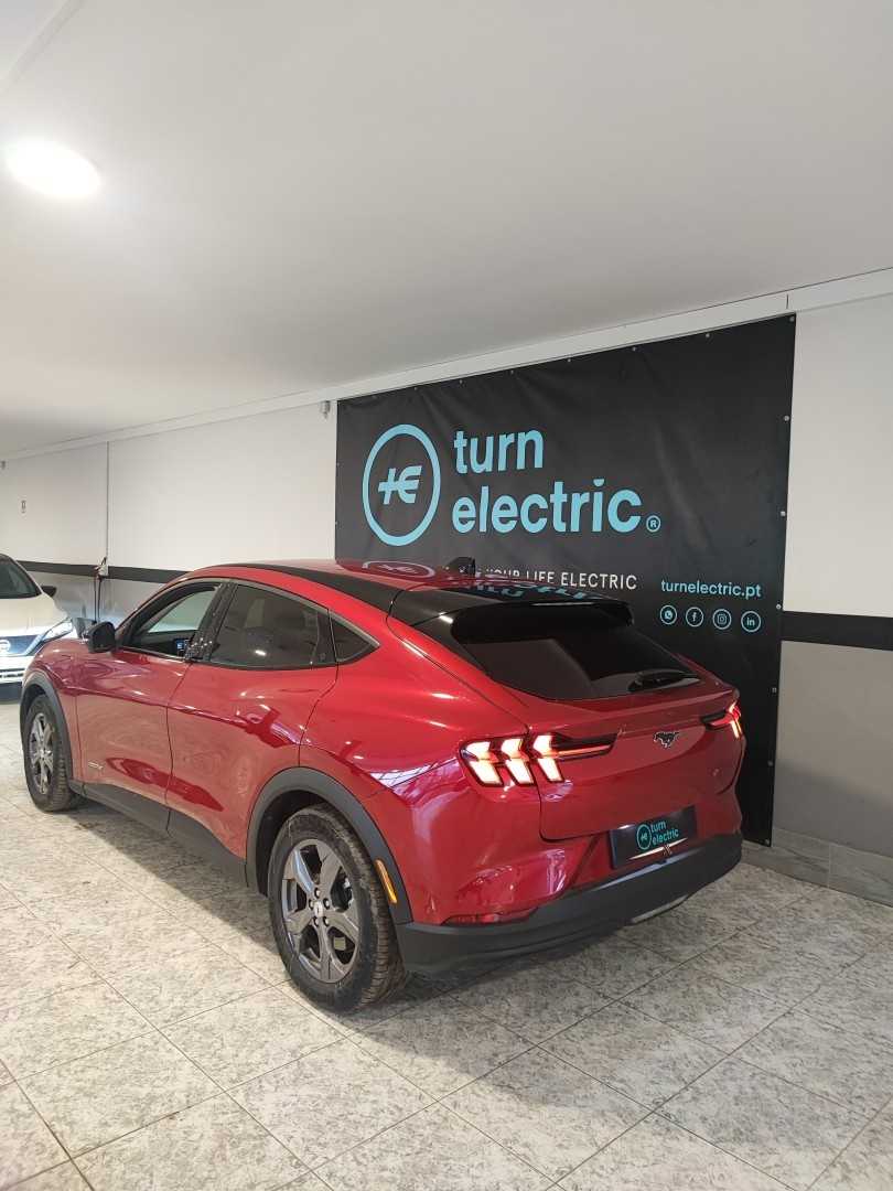 ford-mustang-mach-e-2024-eletrico-0cc