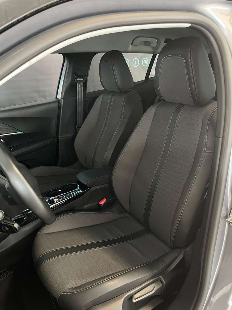 peugeot-e-2008-2022-eletrico-0cc