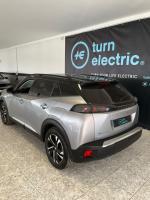 peugeot-e-2008-2022-eletrico-0cc