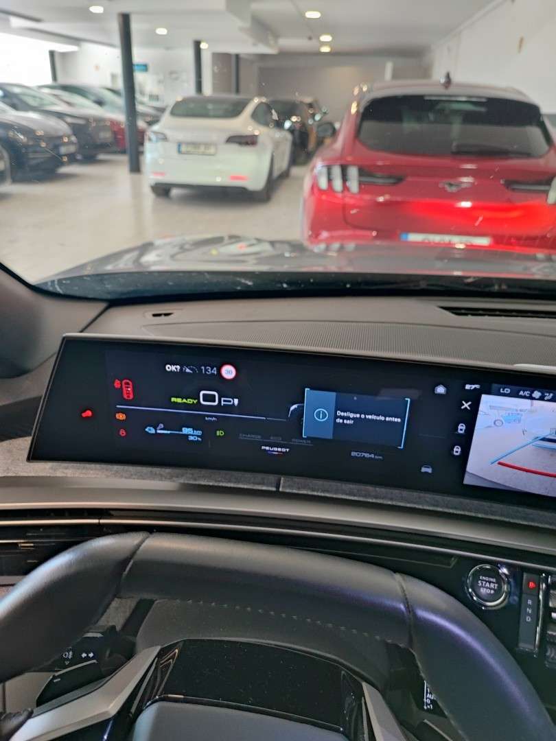 peugeot-e-3008-2025-eletrico-0cc
