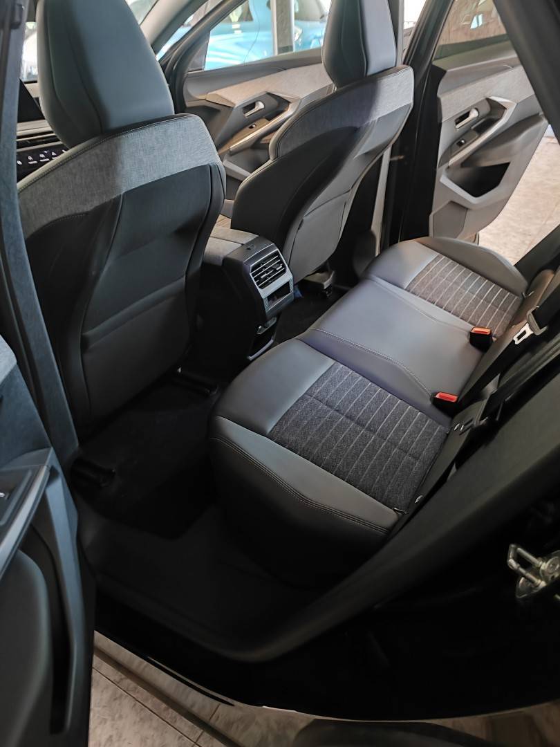 peugeot-e-3008-2025-eletrico-0cc
