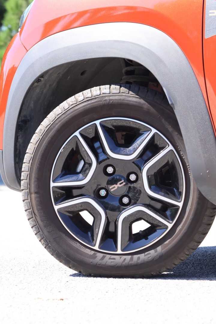dacia-spring-2023-eletrico-0cc