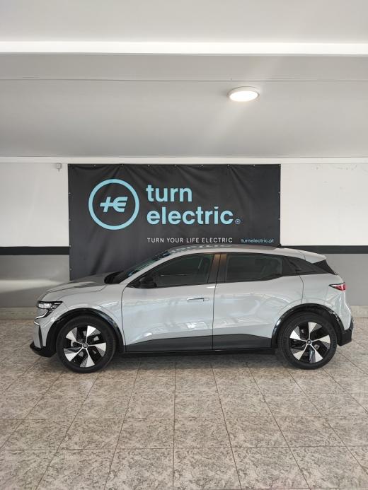 renault-megane-e-tech-2023-eletrico-0cc